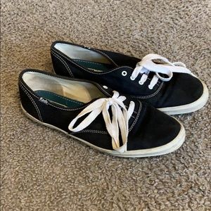 Black women’s Keds classic champions